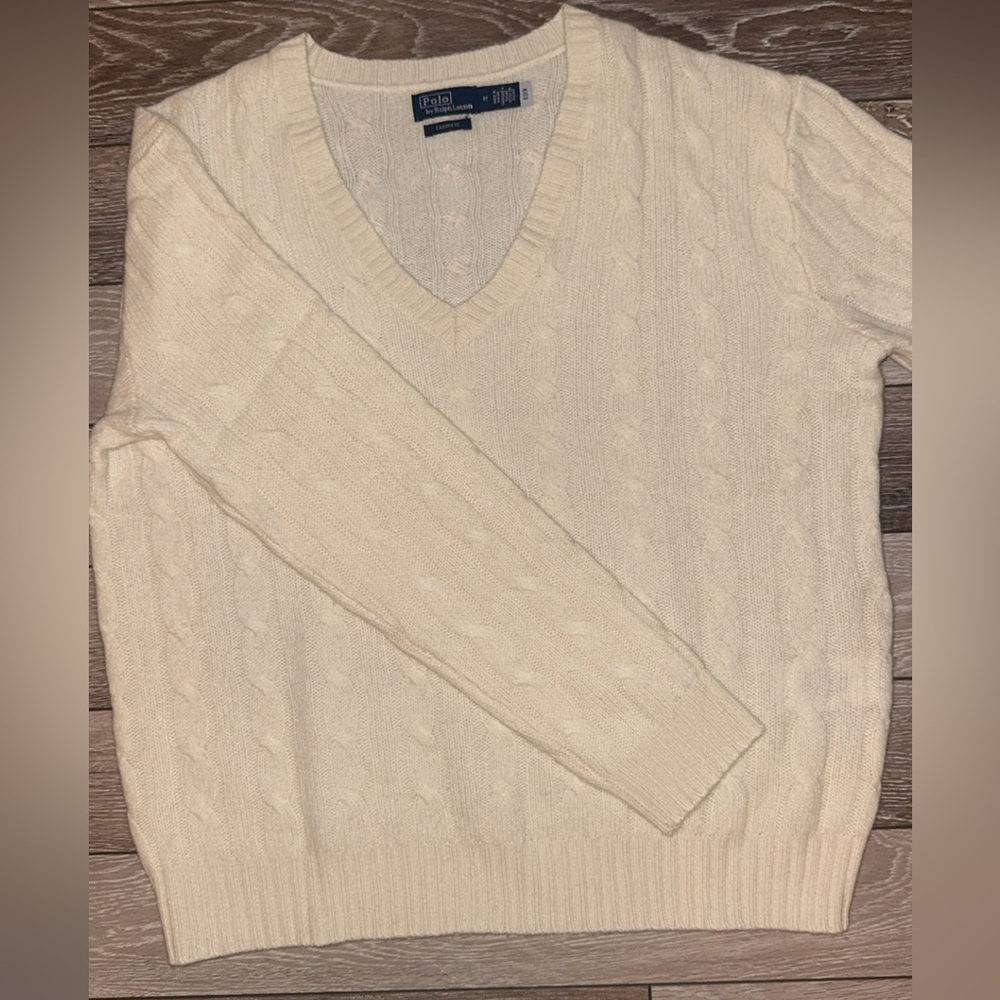 Polo Ralph Lauren Cable-Knit Cashmere V-Neck Sweater - Picture 7 of 10
